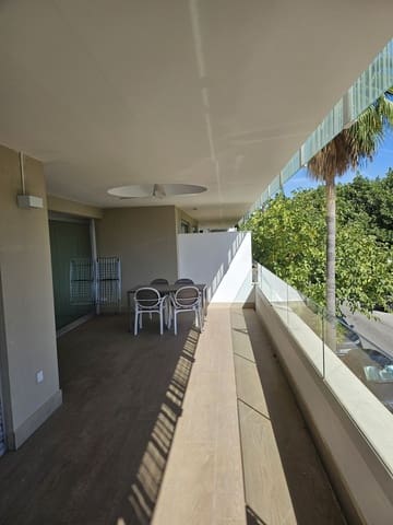 Apartamento de 3 habitaciones en San Pedro de Alcantara, Marbella en venta con piscina garaje - 999.999 € (Ref: 10153461)