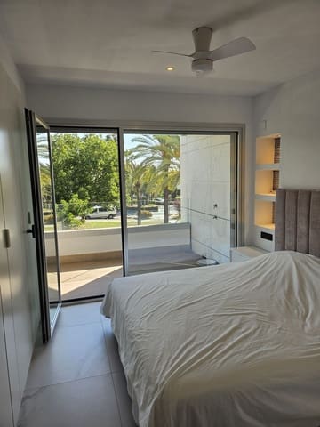 Apartamento de 3 habitaciones en San Pedro de Alcantara, Marbella en venta con piscina garaje - 999.999 € (Ref: 10153461)