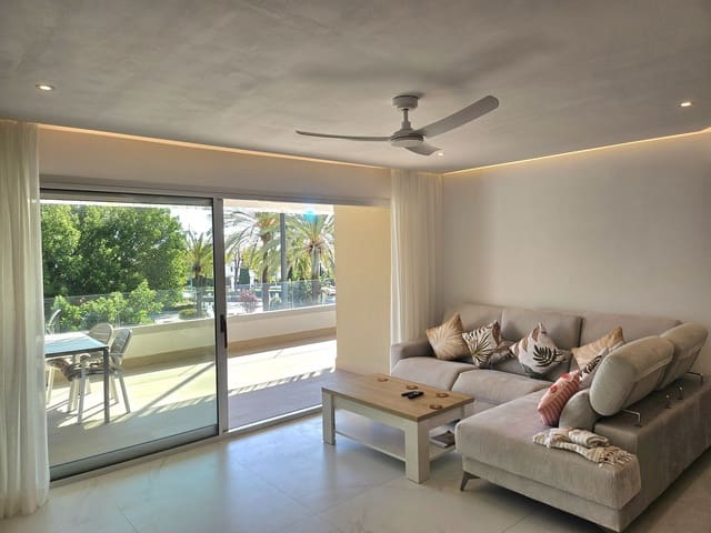 Apartamento de 3 habitaciones en San Pedro de Alcantara, Marbella en venta con piscina garaje - 999.999 € (Ref: 10153461)