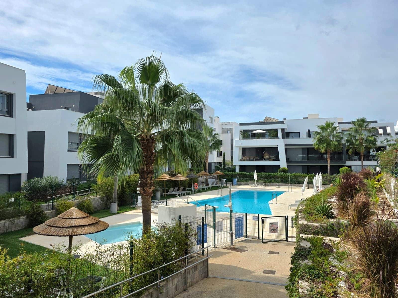 2 chambre Appartement à vendre à New Golden Mile avec piscine garage - 485 000 € (Ref: 10153468)