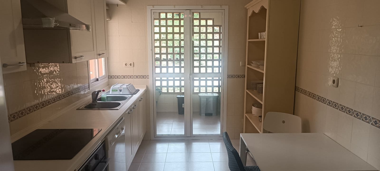 2 sovrum Lägenhet till salu i Guadalmina med pool garage - 630 000 € (Ref: 10153471)