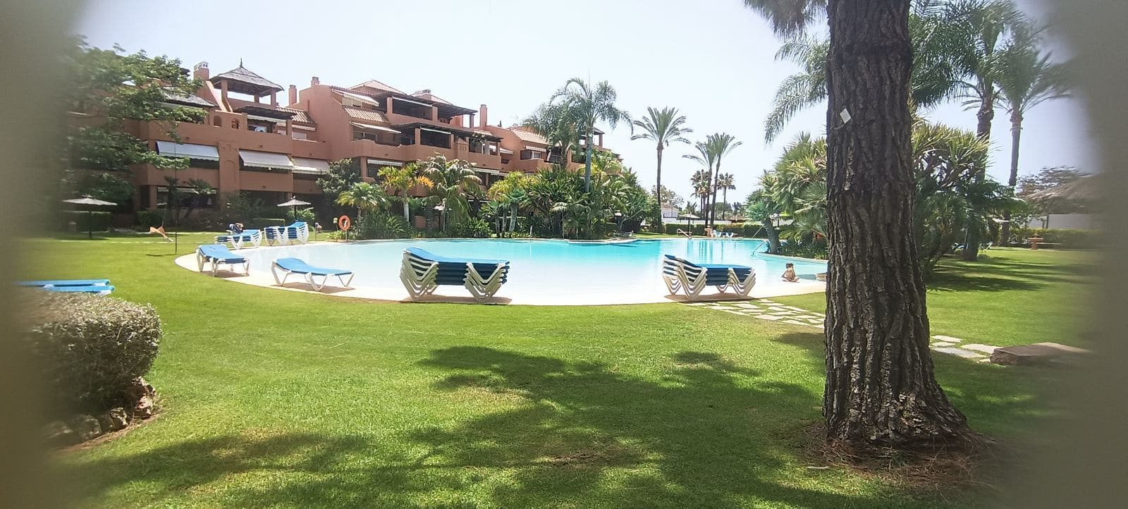 2 sovrum Lägenhet till salu i Guadalmina med pool garage - 630 000 € (Ref: 10153471)