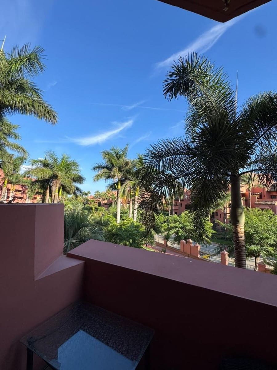 2 slaapkamer Appartement te koop in New Golden Mile met zwembad garage - € 560.000 (Ref: 10153472)