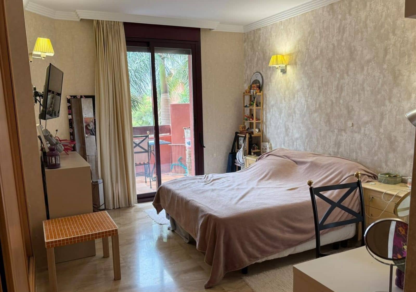 2 slaapkamer Appartement te koop in New Golden Mile met zwembad garage - € 560.000 (Ref: 10153472)