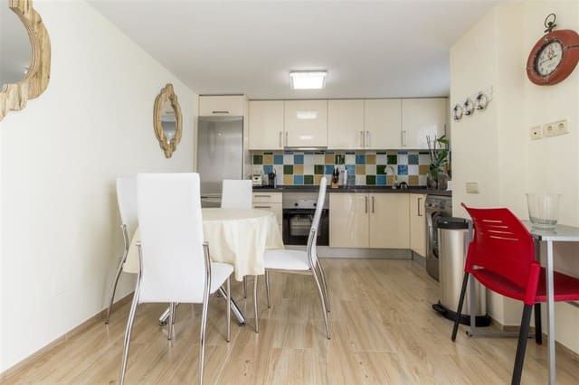 4 soverom Villa til salgs i San Pedro de Alcantara, Marbella med svømmebasseng - € 1 500 000 (Ref: 10153473)
