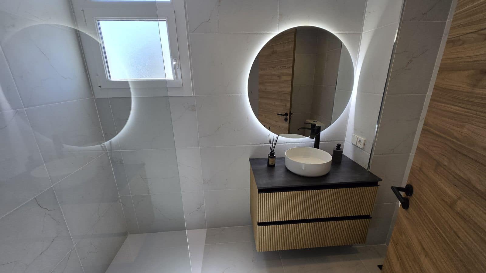 2 bedroom Apartment for sale in Golden Mile with pool - € 1,285,000 (Ref: 10153476)