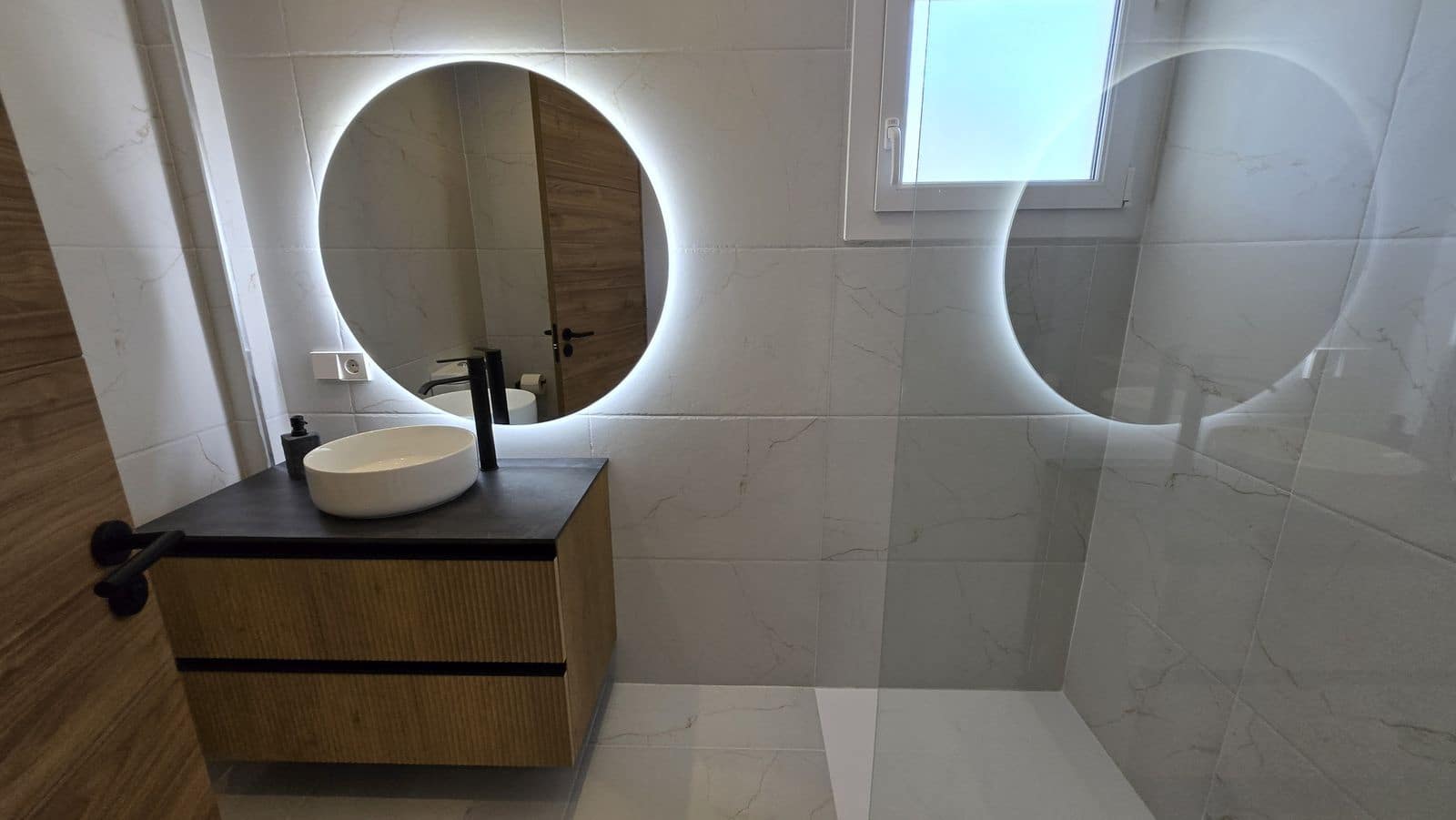 2 bedroom Apartment for sale in Golden Mile with pool - € 1,285,000 (Ref: 10153476)