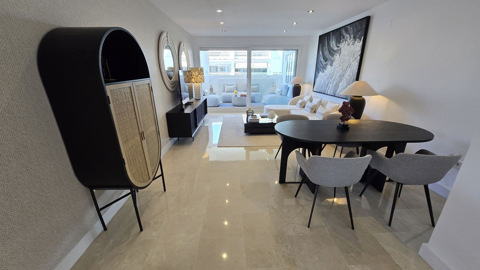2 bedroom Apartment for sale in Golden Mile with pool - € 1,285,000 (Ref: 10153476)