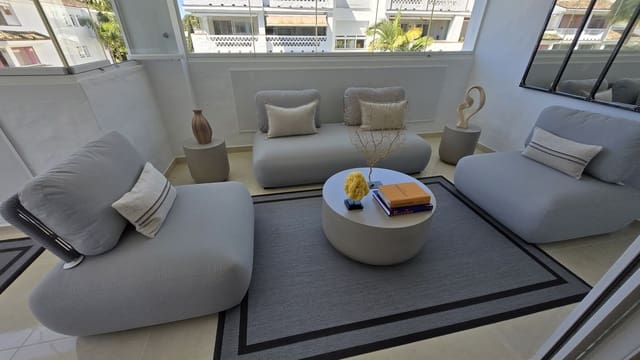2 soveværelse Lejlighed til salg i Golden Mile, Marbella med swimmingpool - € 1.285.000 (Ref: 10153476)