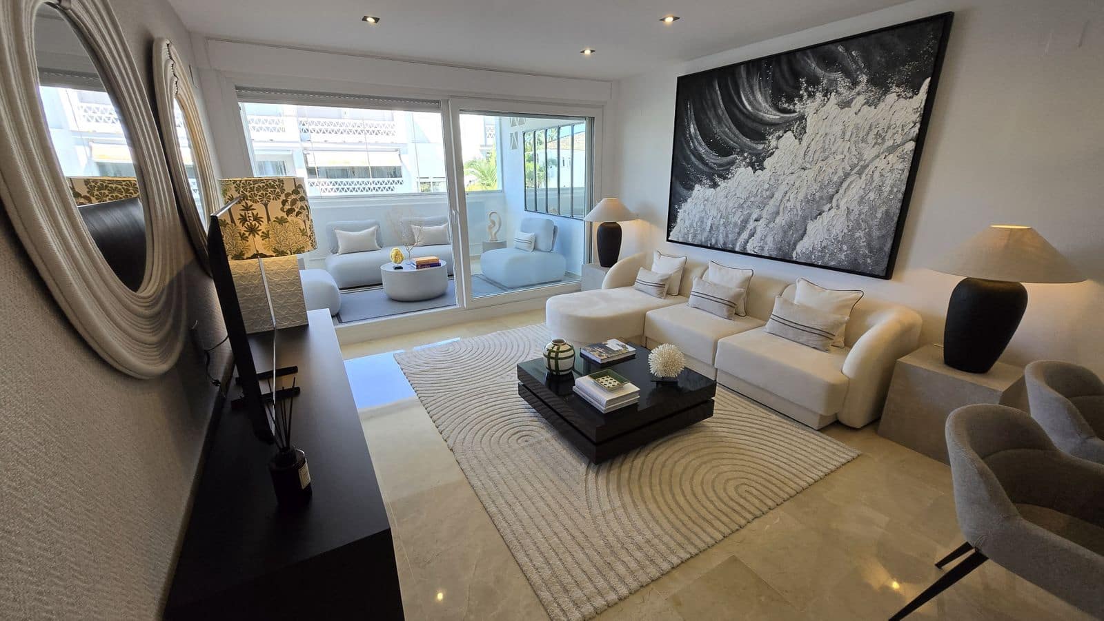 2 bedroom Apartment for sale in Golden Mile with pool - € 1,285,000 (Ref: 10153476)