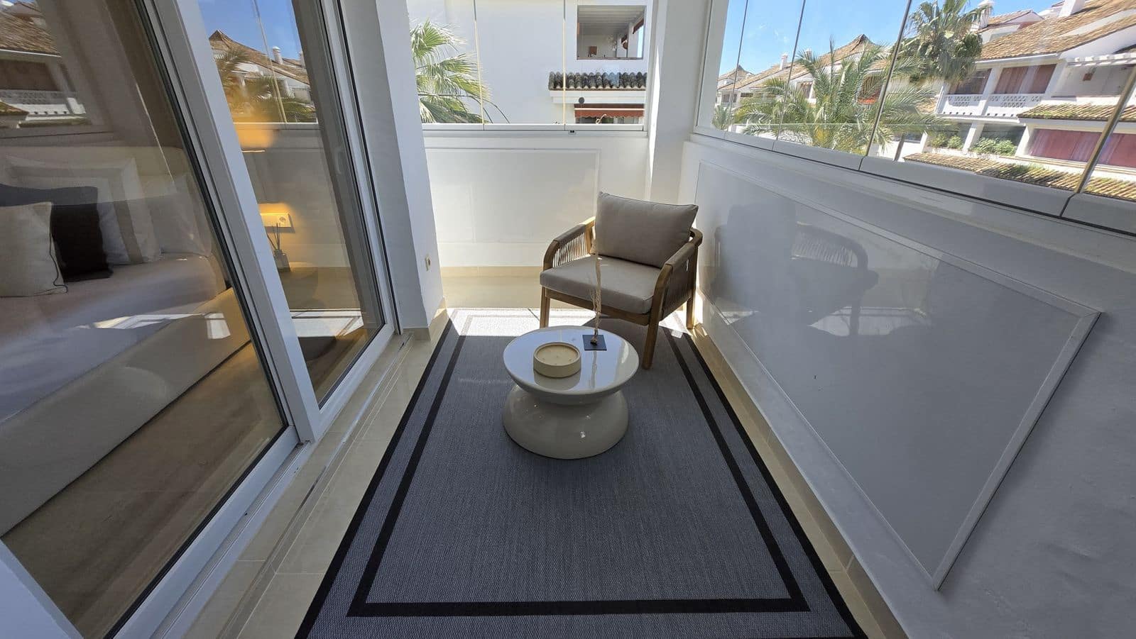 2 bedroom Apartment for sale in Golden Mile with pool - € 1,285,000 (Ref: 10153476)