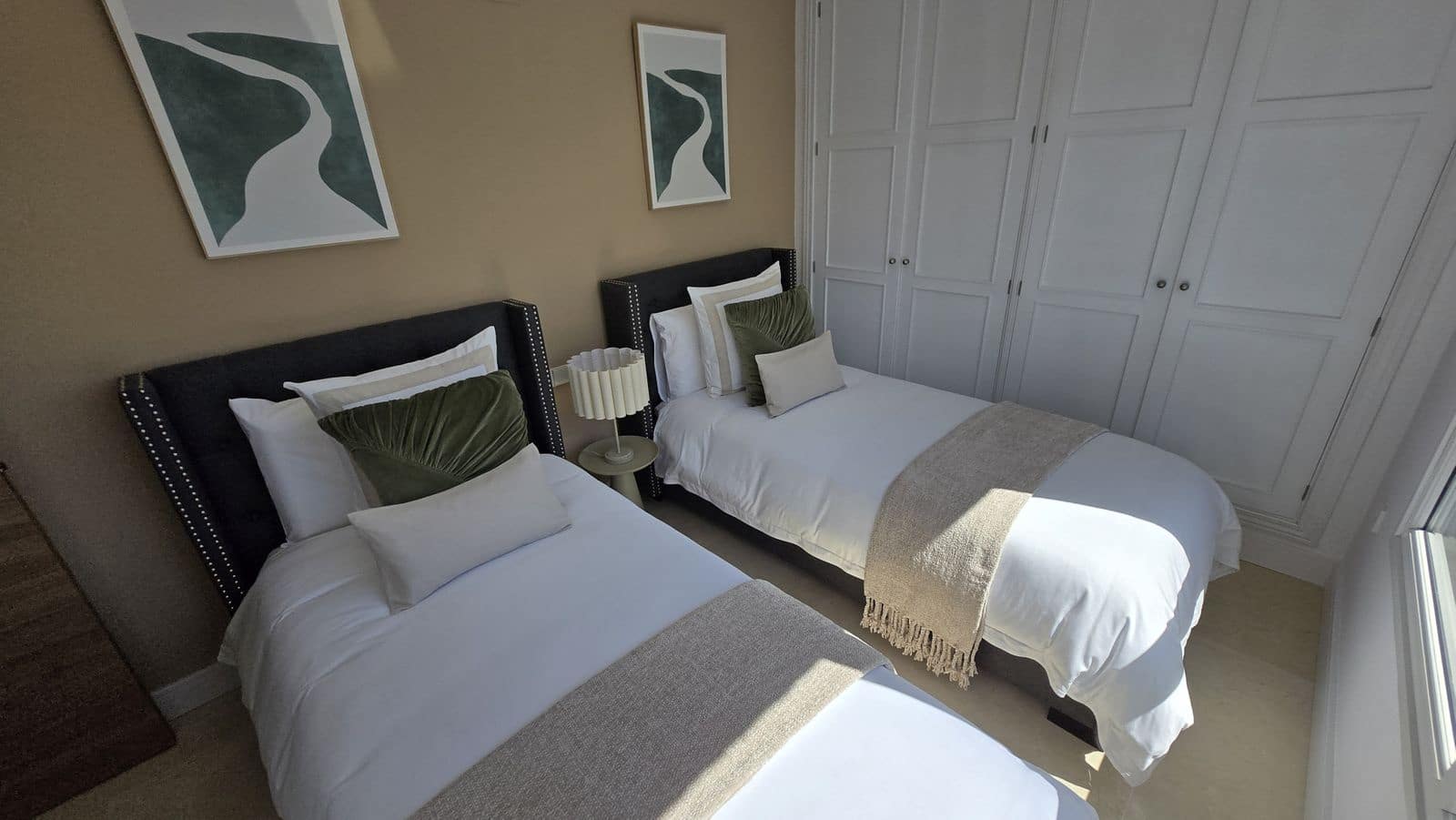 2 bedroom Apartment for sale in Golden Mile with pool - € 1,285,000 (Ref: 10153476)