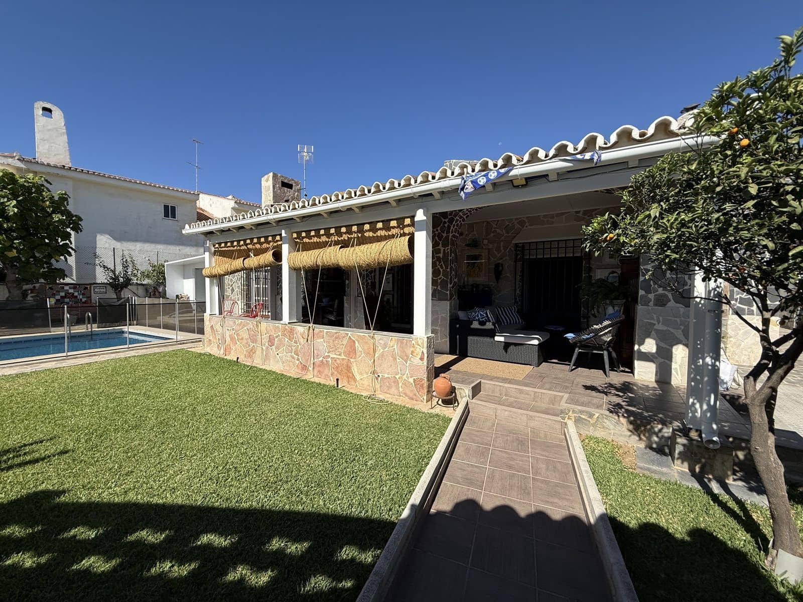 3 soverom Villa til salgs i Torremolinos med svømmebasseng garasje - € 1 499 000 (Ref: 10153479)