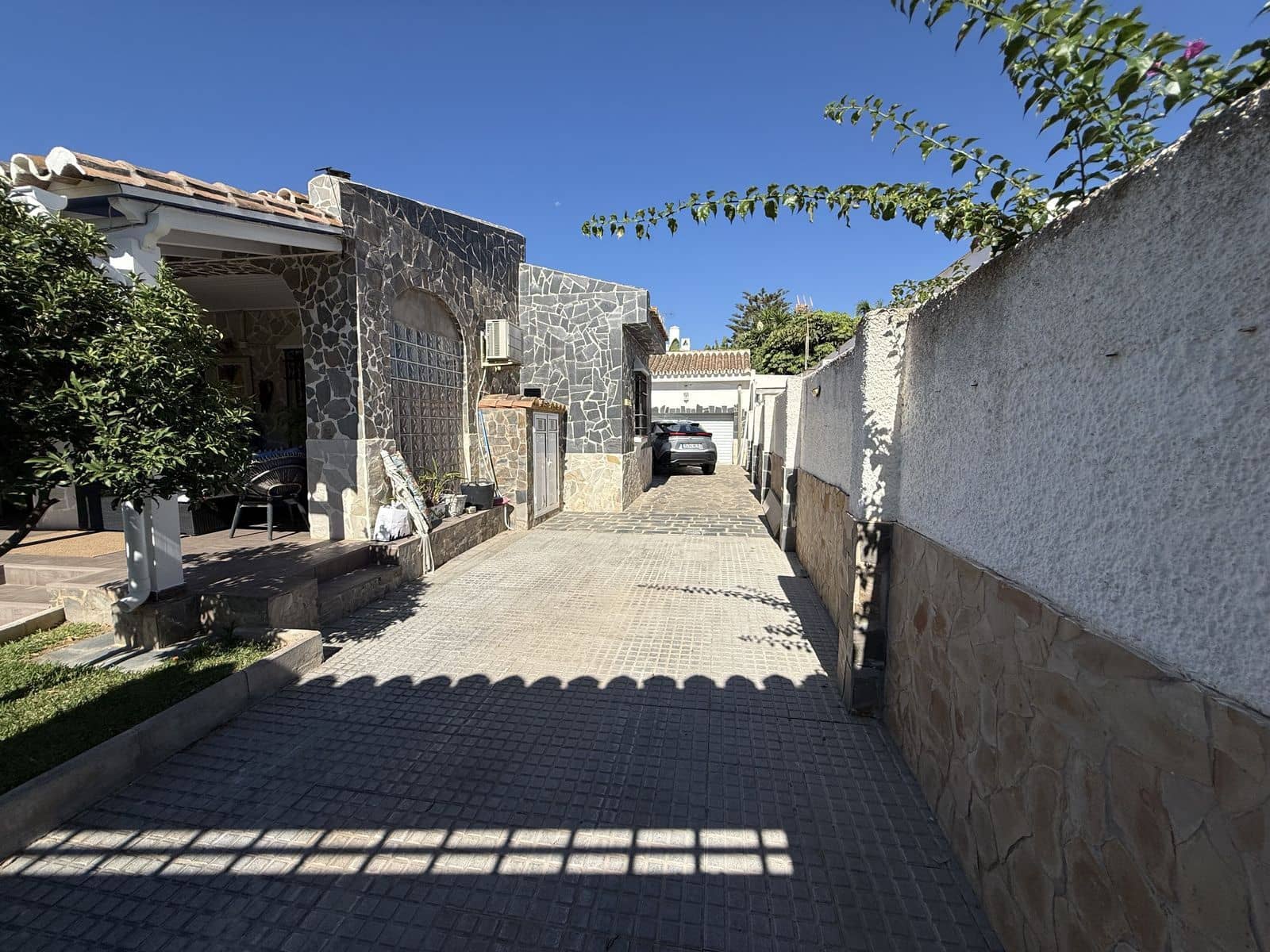 3 soverom Villa til salgs i Torremolinos med svømmebasseng garasje - € 1 499 000 (Ref: 10153479)