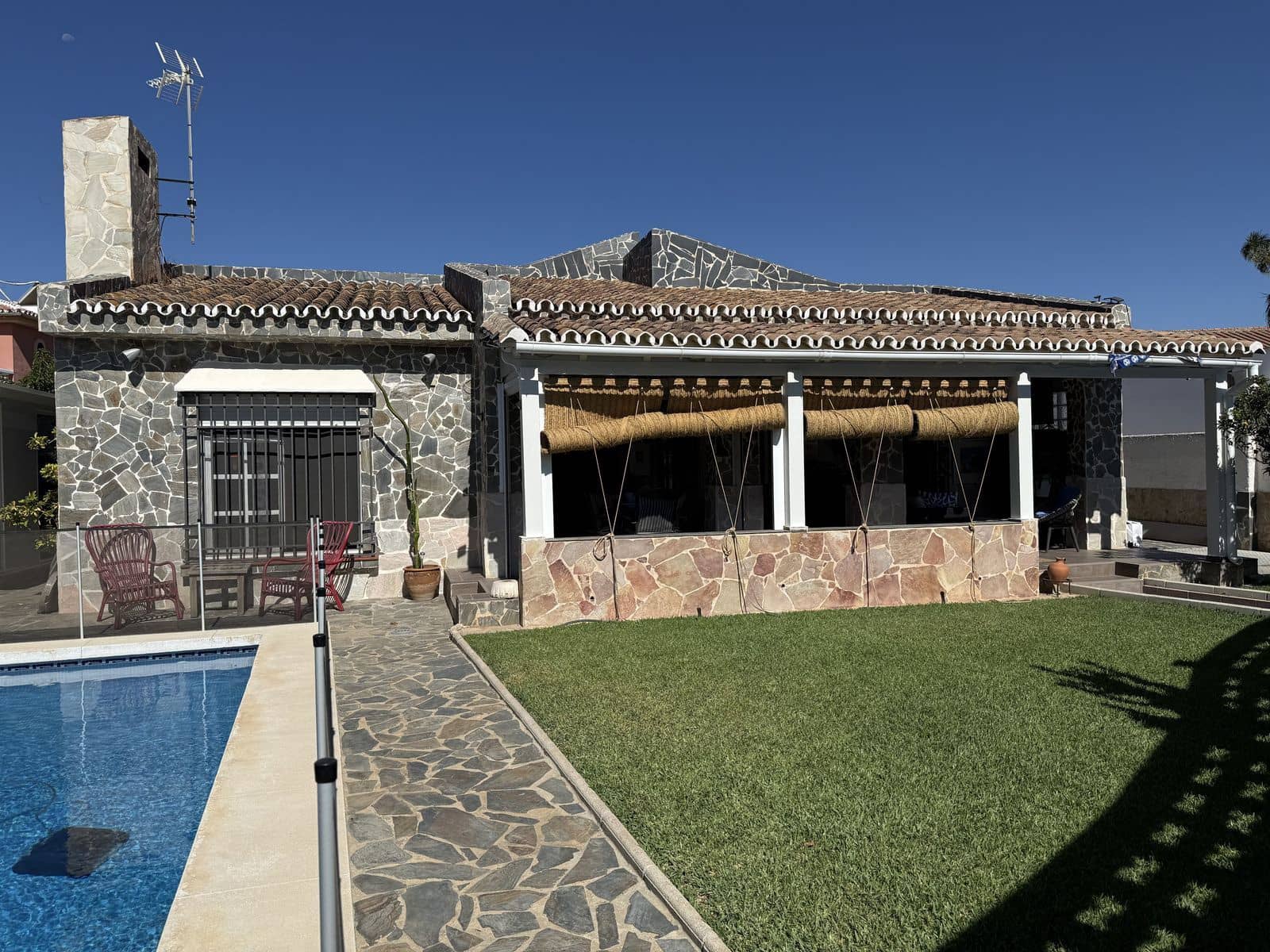 3 soverom Villa til salgs i Torremolinos med svømmebasseng garasje - € 1 499 000 (Ref: 10153479)