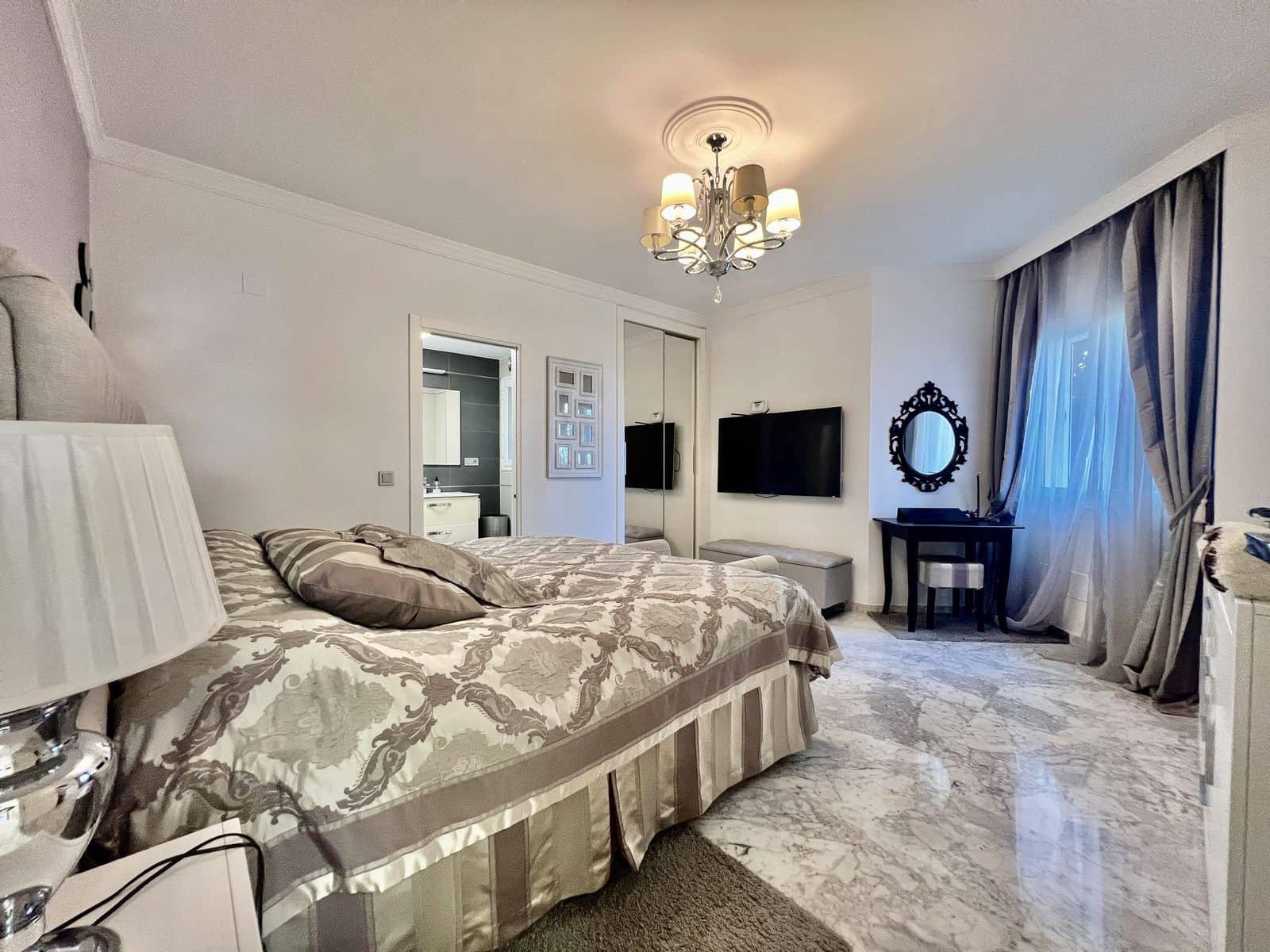 3 chambre Appartement à vendre à Benalmadena Costa avec piscine garage - 950 000 € (Ref: 10153483)