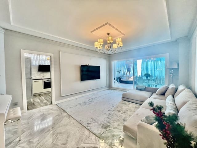 3 chambre Appartement à vendre à Benalmadena Costa, Benalmádena avec piscine garage - 950 000 € (Ref: 10153483)