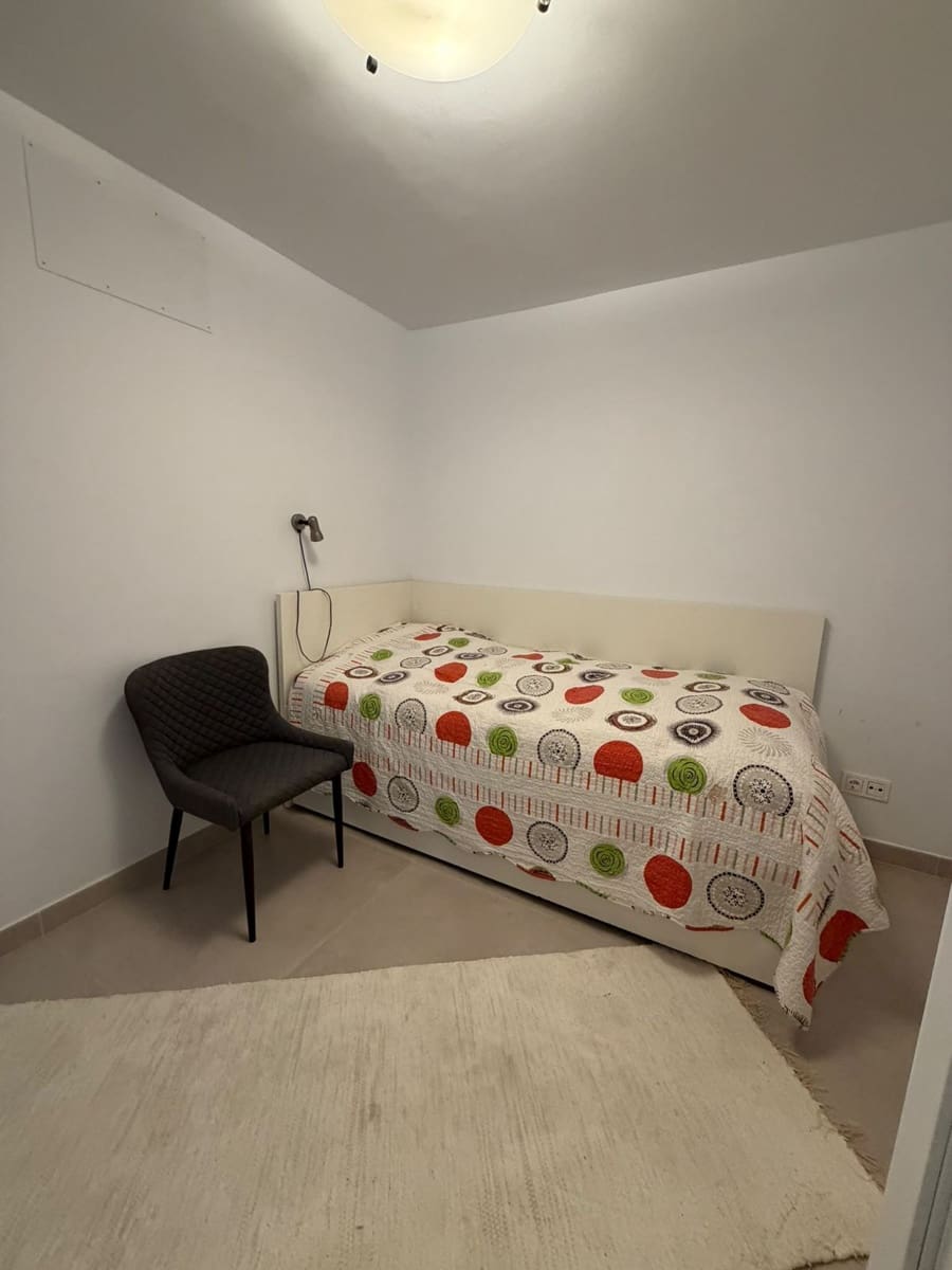 3 chambre Appartement à vendre à Nueva Andalucia avec piscine garage - 649 000 € (Ref: 10153484)