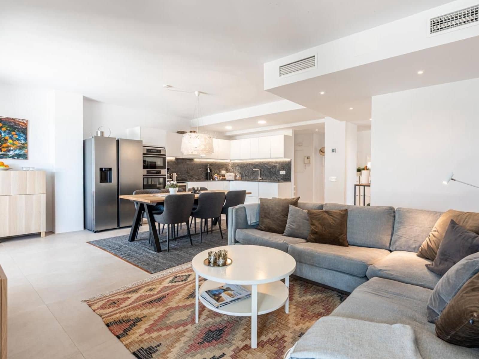 3 chambre Appartement à vendre à Nueva Andalucia avec piscine garage - 649 000 € (Ref: 10153484)