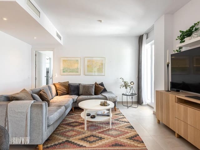 3 chambre Appartement à vendre à Nueva Andalucia, Marbella avec piscine garage - 649 000 € (Ref: 10153484)