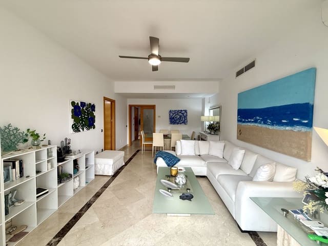 3 chambre Penthouse à vendre à Bel-Air, Estepona avec piscine garage - 450 000 € (Ref: 10153485)