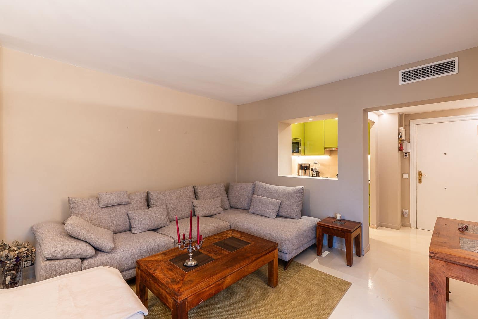 1 soverom Leilighet til salgs i Estepona med svømmebasseng - € 325 000 (Ref: 10153486)