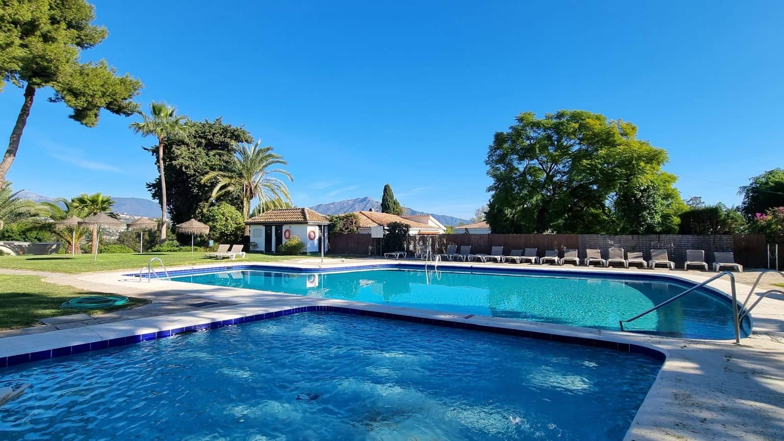 1 soverom Leilighet til salgs i Estepona med svømmebasseng - € 325 000 (Ref: 10153486)