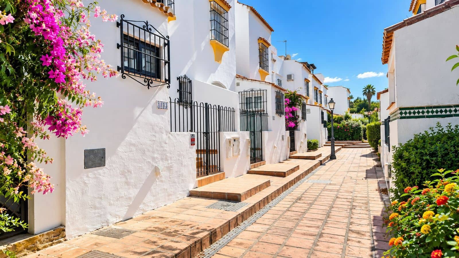 3 quarto Casa em Banda para venda em Bahia de Casares com piscina - 450 000 € (Ref: 10153490)