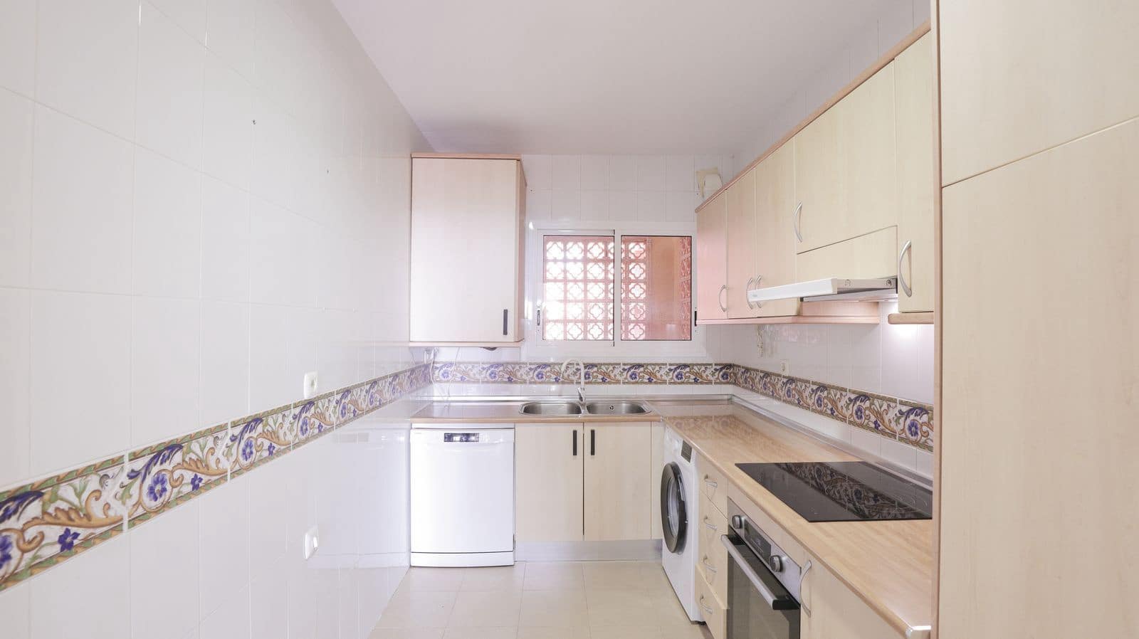 2 sovrum Lägenhet till salu i La Reserva med garage - 359 000 € (Ref: 10153491)