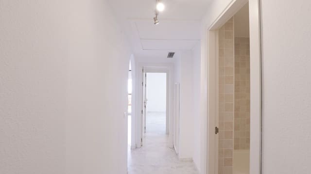2 sovrum Lägenhet till salu i La Reserva, Marbella med garage - 359 000 € (Ref: 10153491)