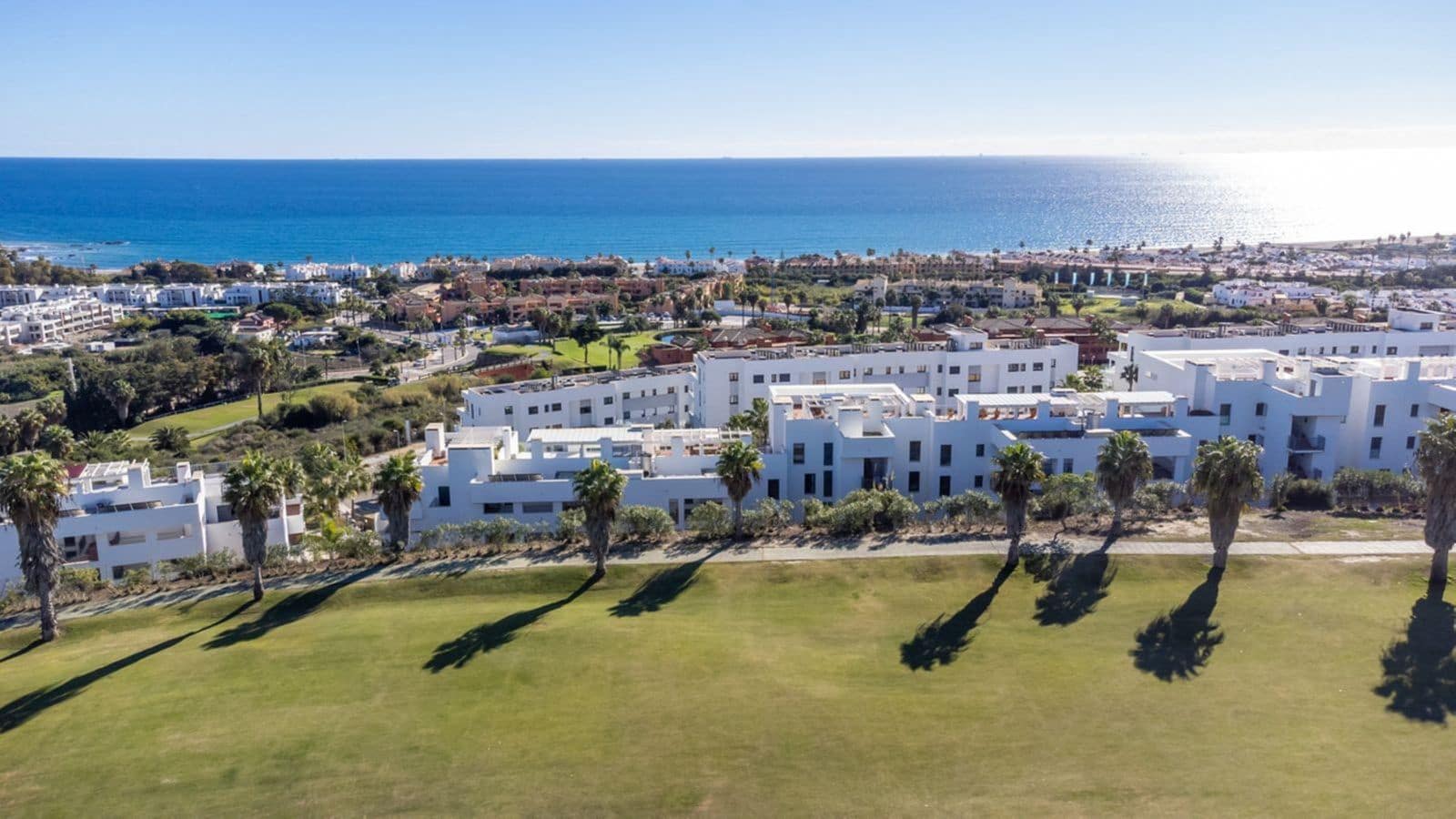 2 soveværelse Lejlighed til salg i Casares med swimmingpool garage - € 380.000 (Ref: 10153492)