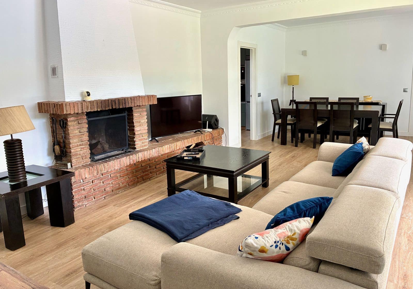 3 soveværelse Villa til salg i El Paraiso med swimmingpool garage - € 1.350.000 (Ref: 10153495)