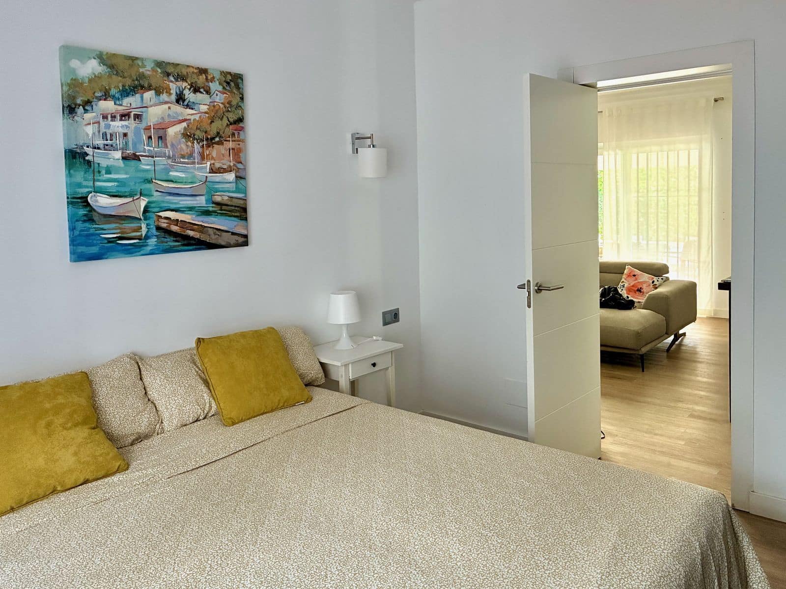 3 soveværelse Villa til salg i El Paraiso med swimmingpool garage - € 1.350.000 (Ref: 10153495)