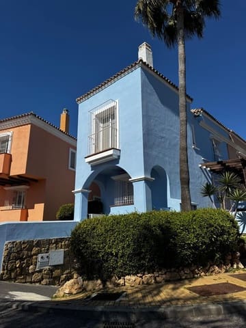 2 Zimmer Haus zu verkaufen in Nueva Andalucia, Marbella - 650.000 € (Ref: 10153498)