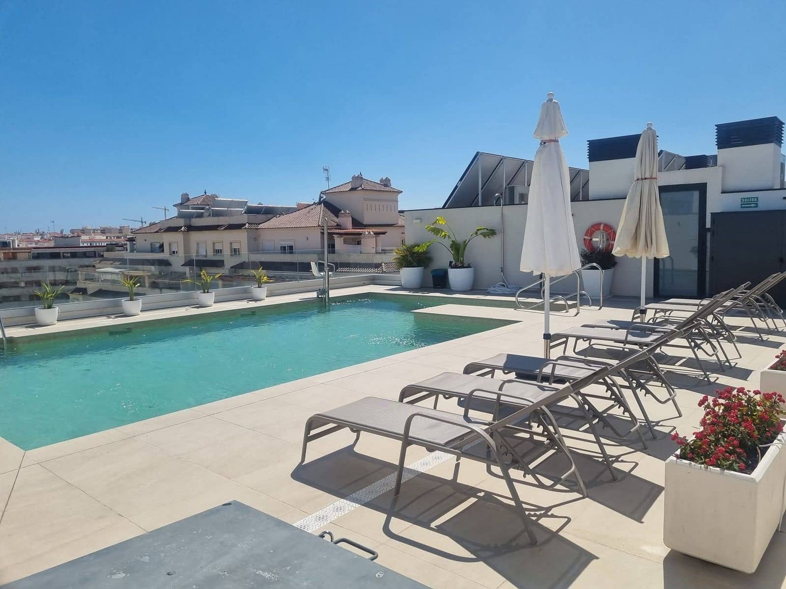 3 slaapkamer Penthouse te koop in Estepona met garage - € 1.350.000 (Ref: 10153499)