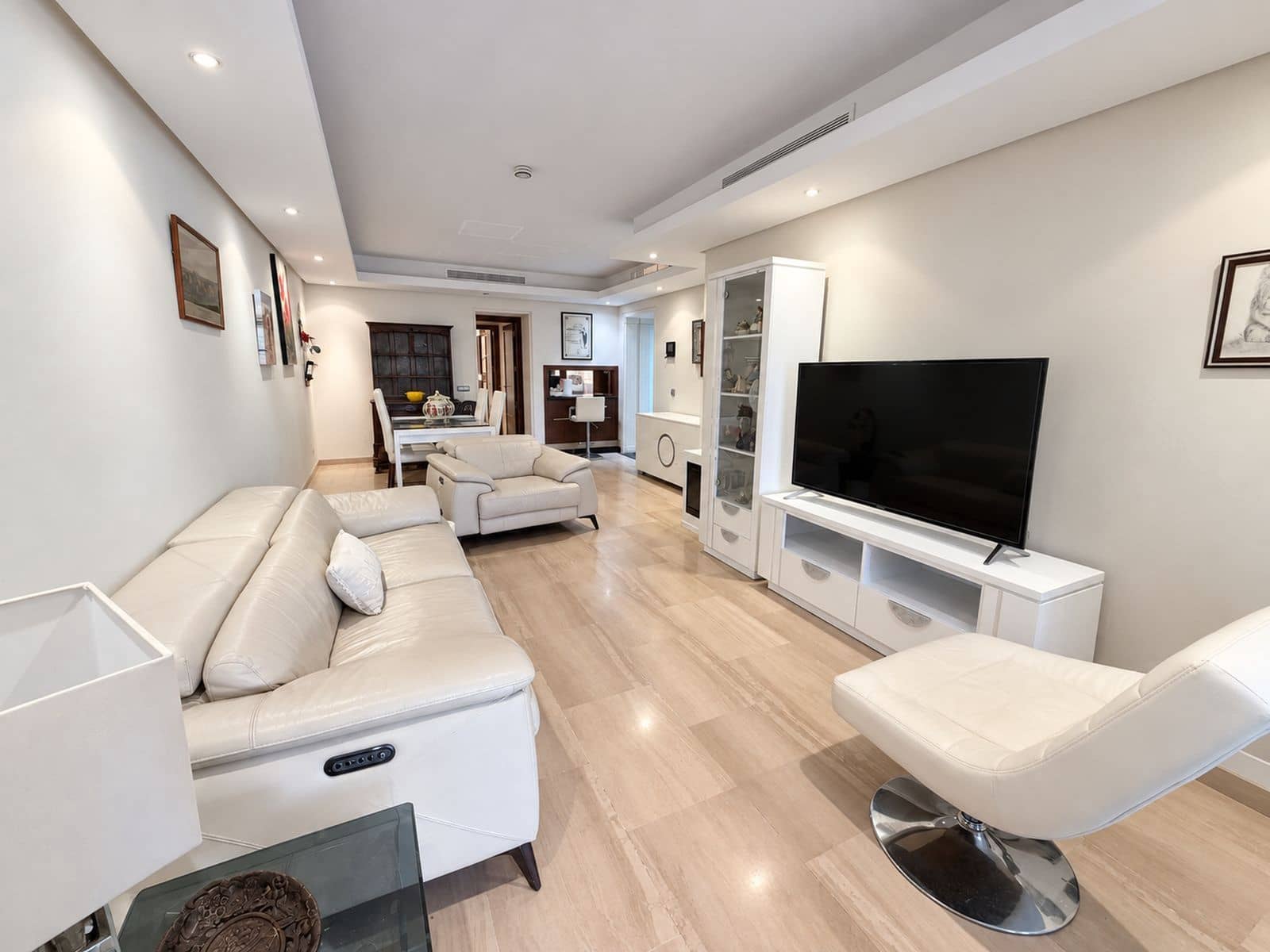 2 slaapkamer Appartement te koop in Estepona met zwembad garage - € 620.000 (Ref: 10153500)