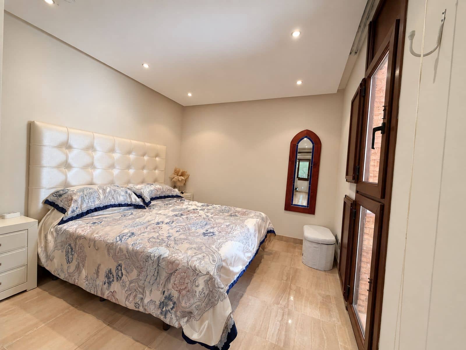 2 slaapkamer Appartement te koop in Estepona met zwembad garage - € 620.000 (Ref: 10153500)