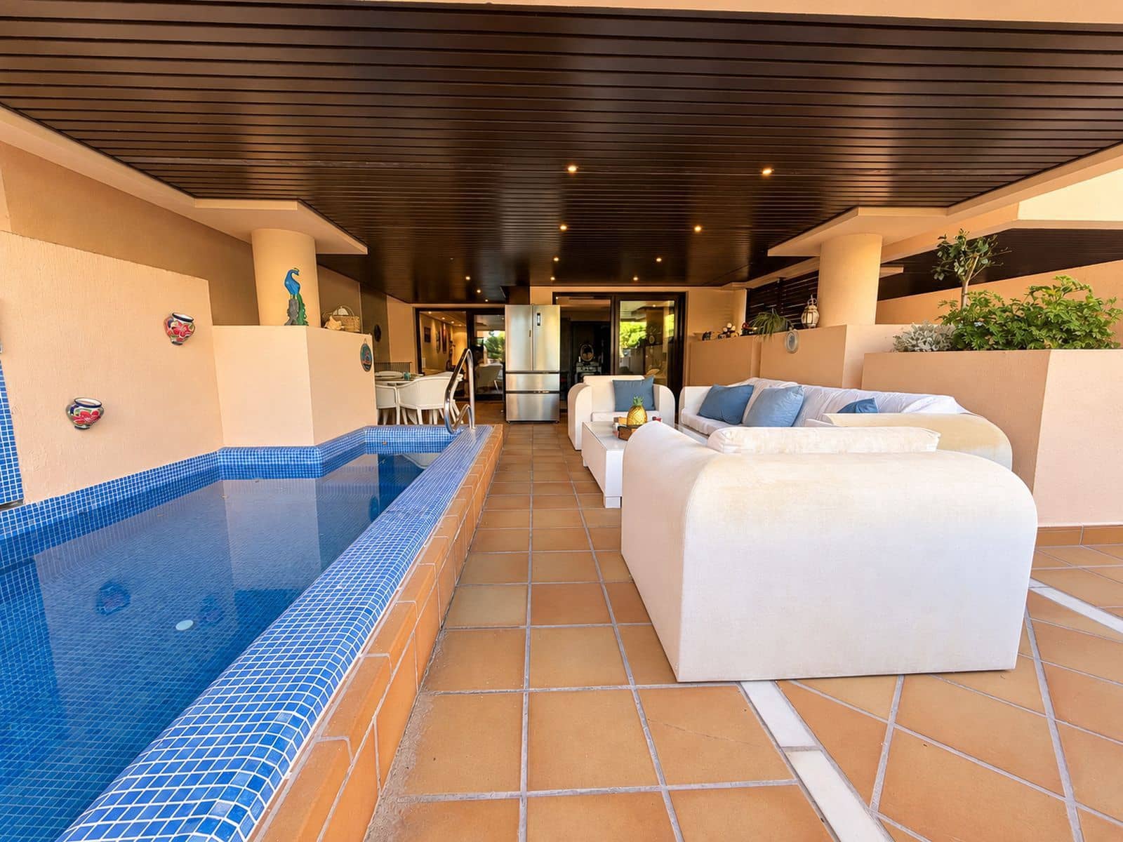 2 slaapkamer Appartement te koop in Estepona met zwembad garage - € 620.000 (Ref: 10153500)