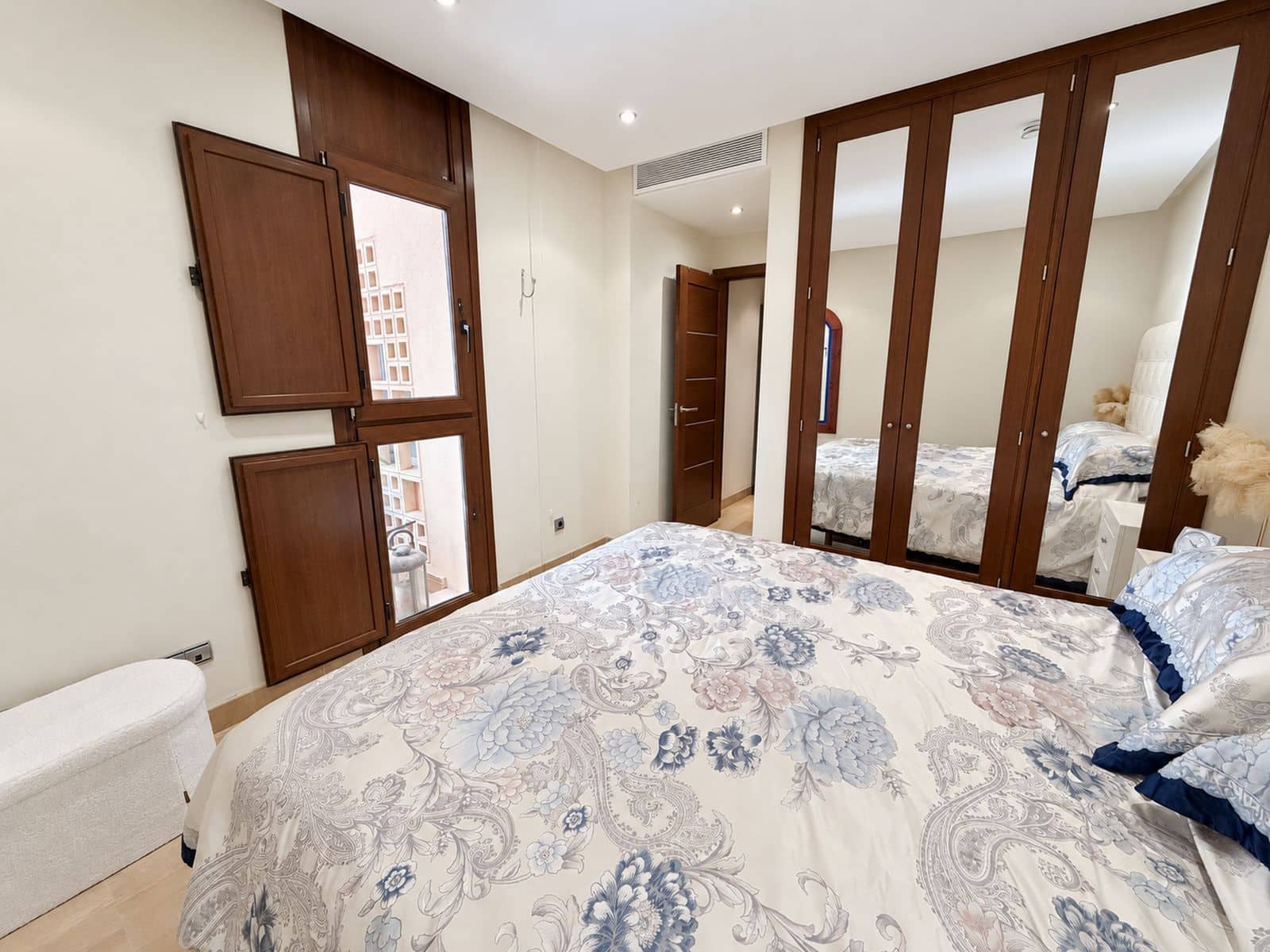 2 slaapkamer Appartement te koop in Estepona met zwembad garage - € 620.000 (Ref: 10153500)