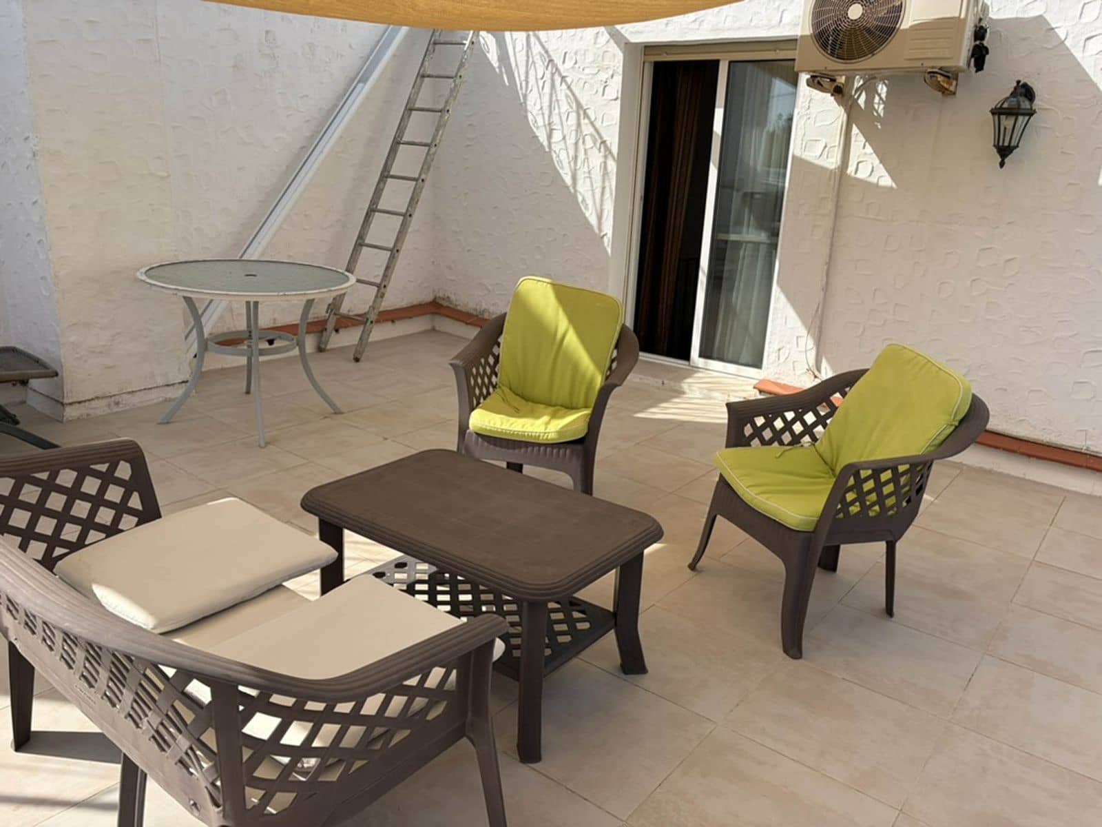 2 soverom Hus til salgs i Estepona med svømmebasseng - € 340 000 (Ref: 10153501)