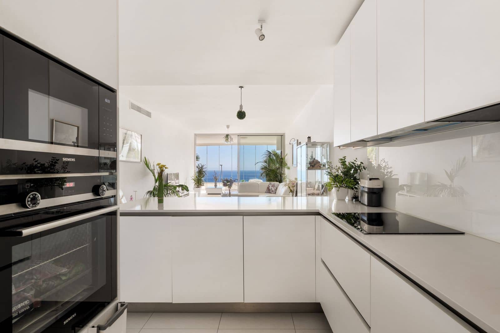 2 soverom Leilighet til salgs i Benalmadena med svømmebasseng garasje - € 665 000 (Ref: 10153504)