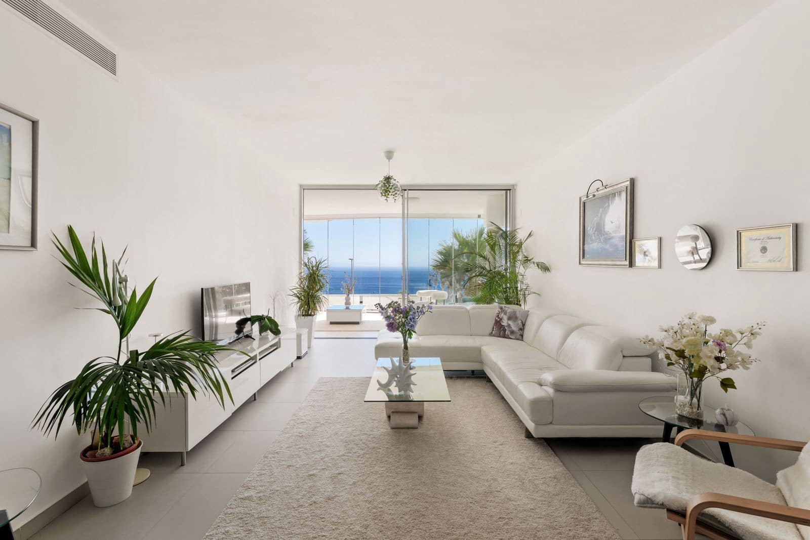 2 soverom Leilighet til salgs i Benalmadena med svømmebasseng garasje - € 665 000 (Ref: 10153504)