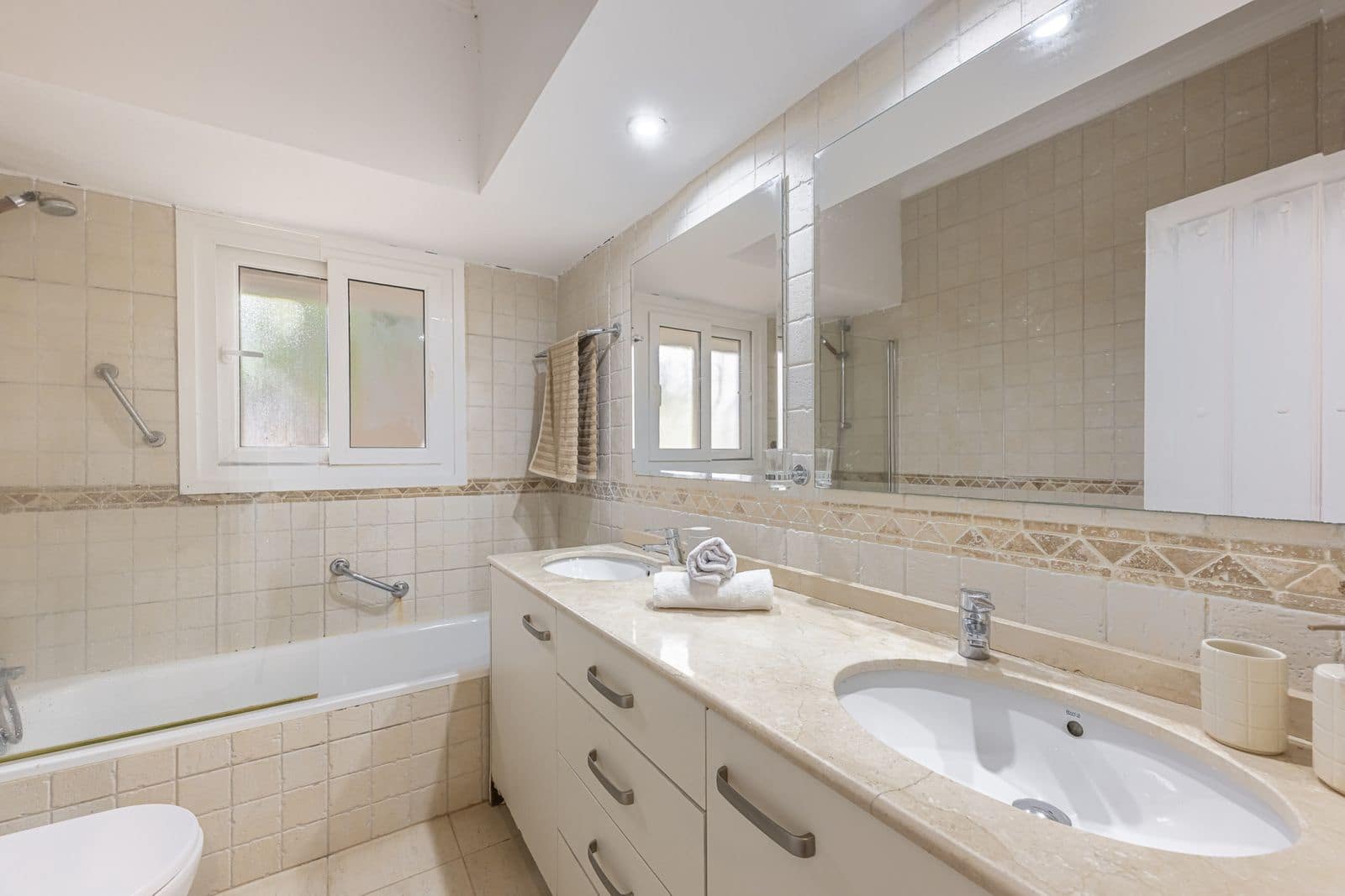 3 soverom Villa til salgs i Buenas Noches med garasje - € 1 495 000 (Ref: 10153507)