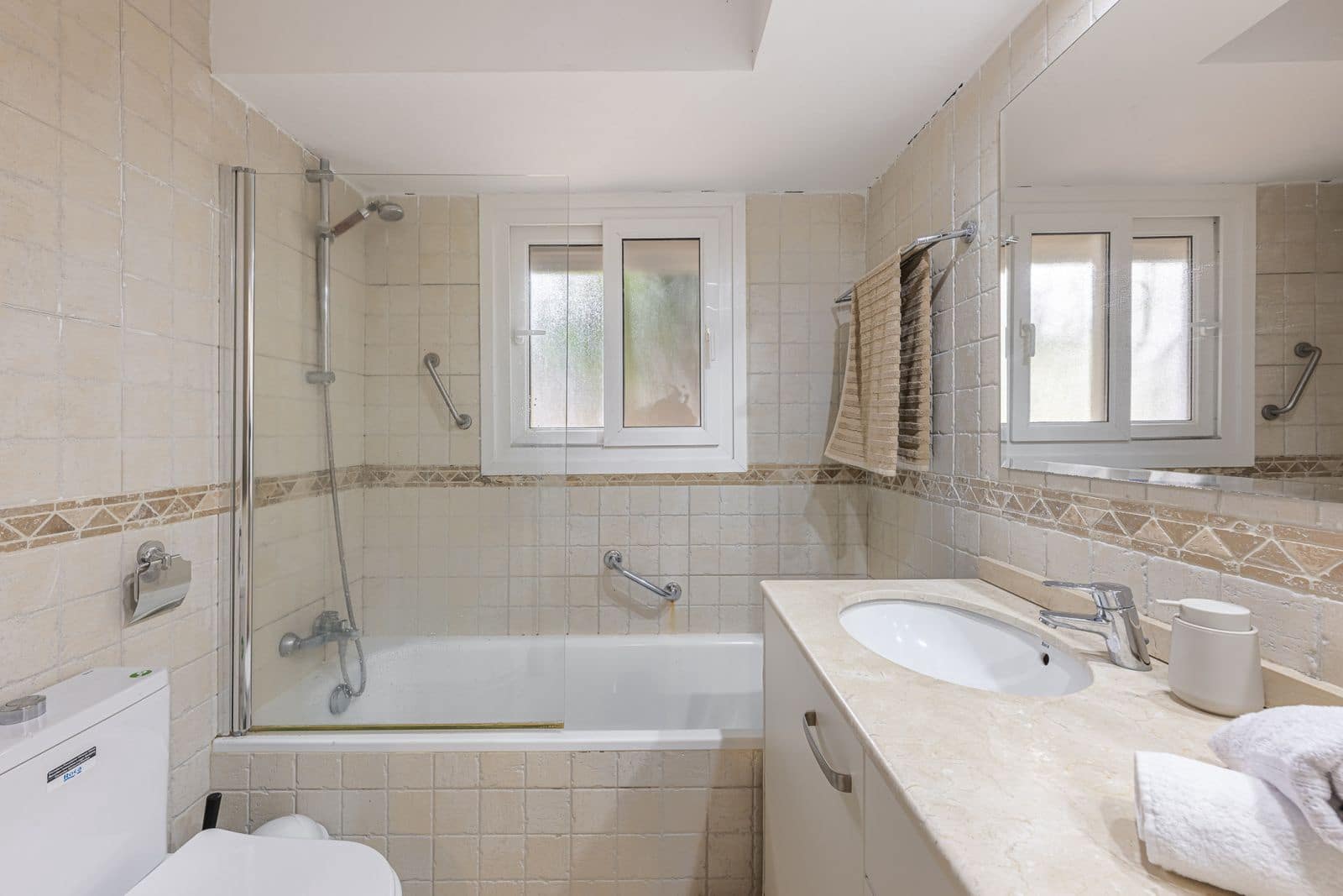 3 soverom Villa til salgs i Buenas Noches med garasje - € 1 495 000 (Ref: 10153507)