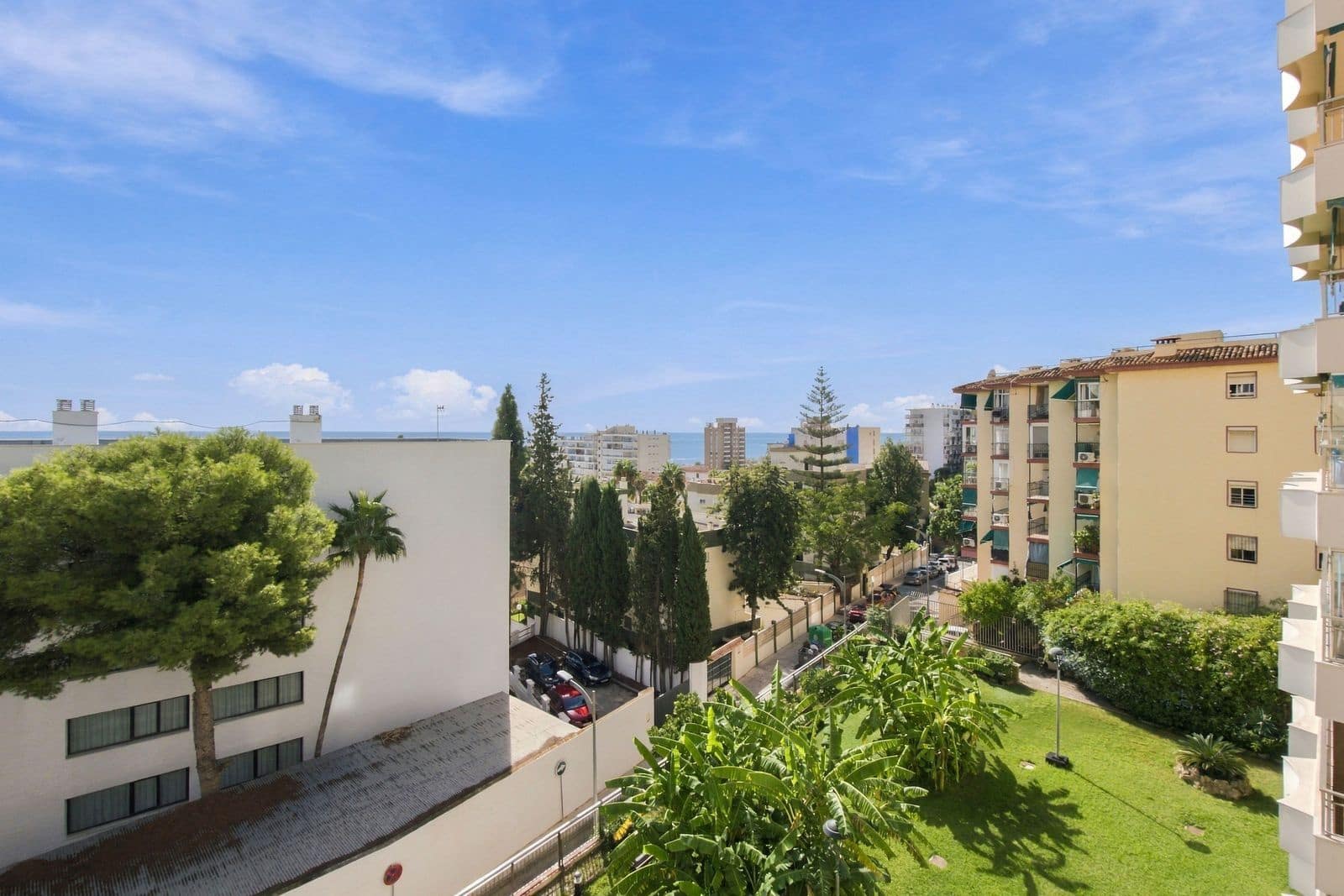 4 soveværelse Lejlighed til salg i Torremolinos med swimmingpool - € 443.000 (Ref: 10153510)
