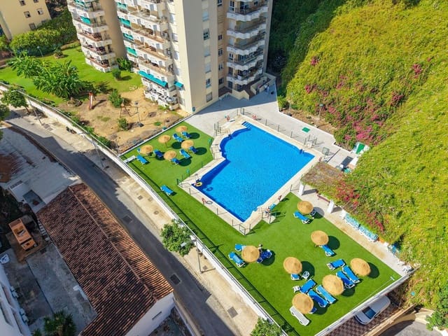 4 soveværelse Lejlighed til salg i Torremolinos med swimmingpool - € 443.000 (Ref: 10153510)