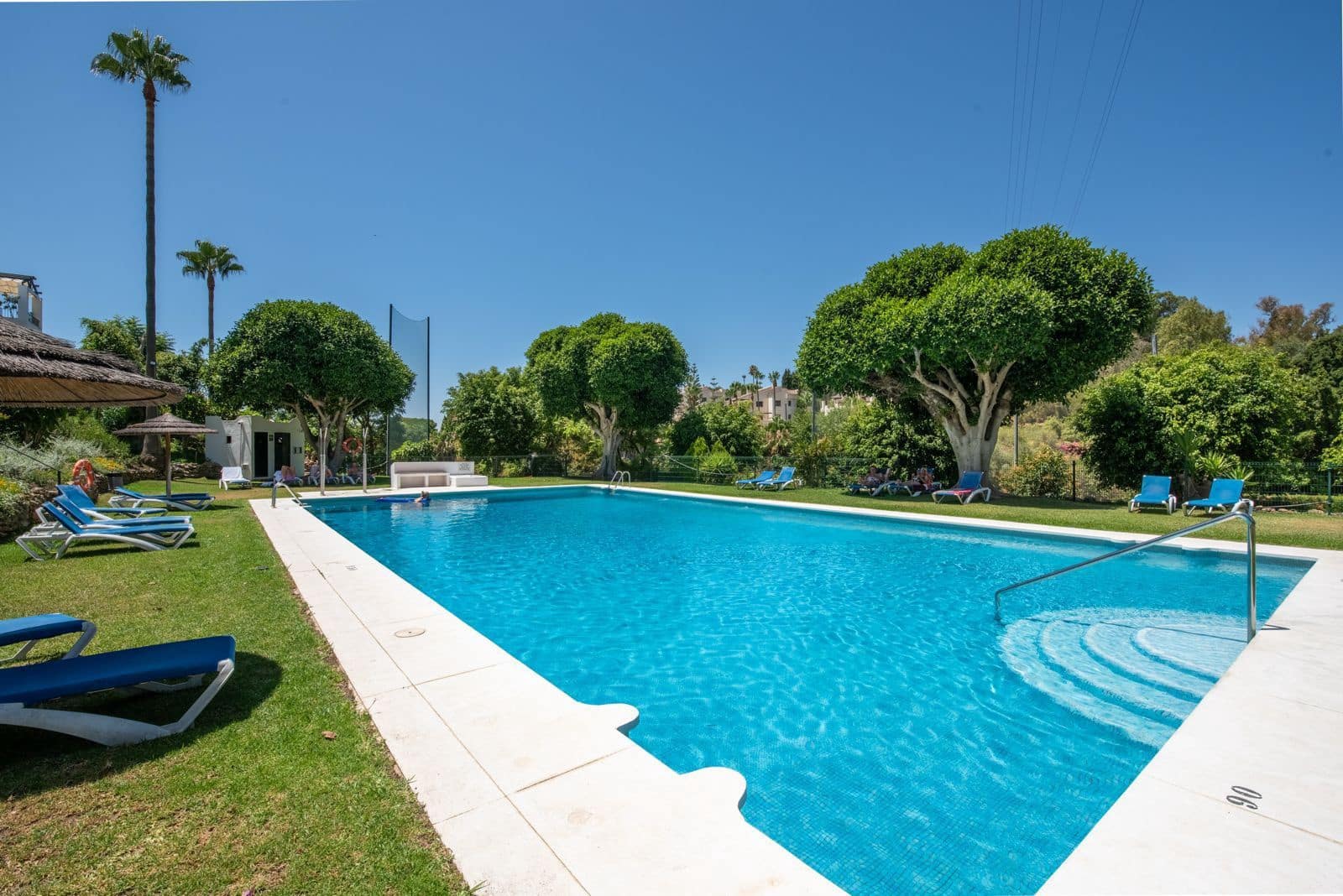 3 chambre Penthouse à vendre à La Quinta avec piscine - 850 000 € (Ref: 10153516)