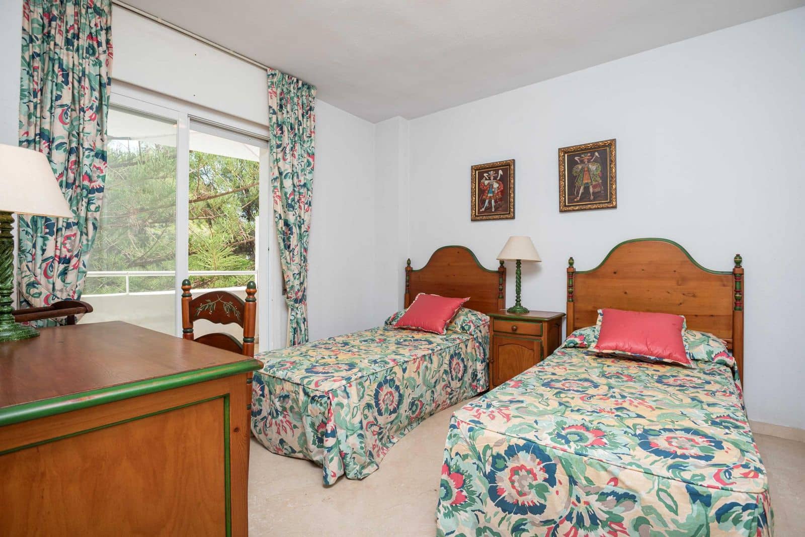 3 sypialnia Apartament na sprzedaż w Rio Real z basenem garażem - 675 000 € (Ref: 10153517)