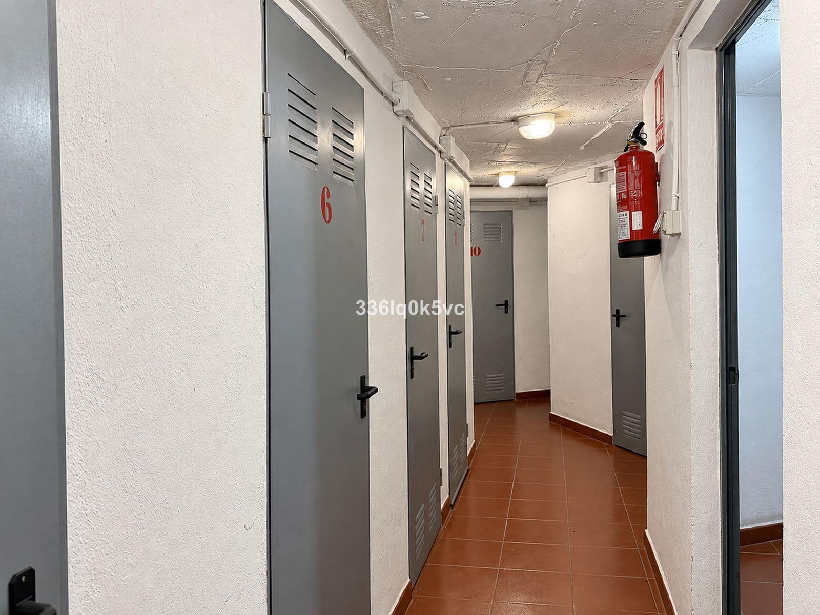 2 bedroom Apartment for sale in Benahavis with garage - € 350,000 (Ref: 10153520)