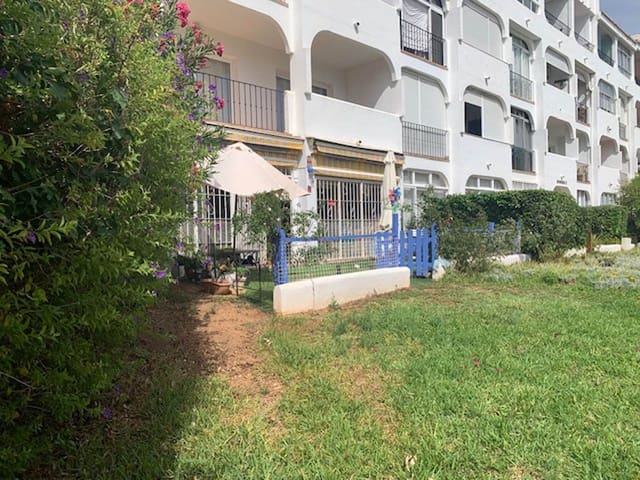 1 quarto Apartamento para venda em Mijas Costa, Mijas com piscina - 340 000 € (Ref: 10153522)